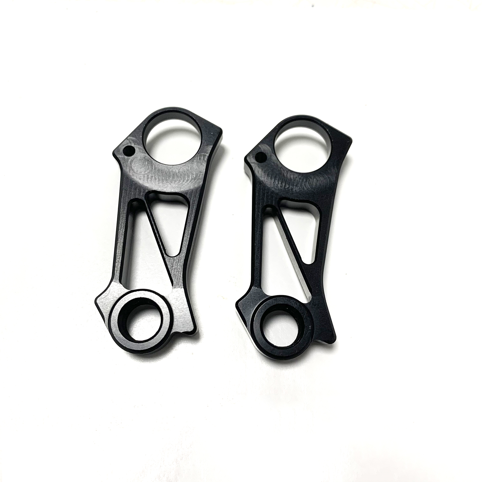 GNT-TH2 Road Bike Frame  Rear  - đánh giá và giá Derailleur Hanger Direct